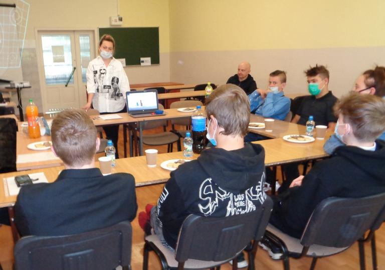Projekt „Używki – najlepsze wyjście – nie wchodzić!” – kolejne spotkanie w Lesznie