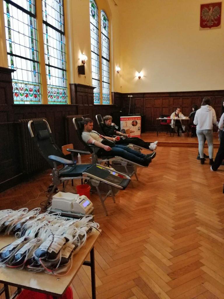 „Oddaj krew, podziel się cennym darem na walentynki”