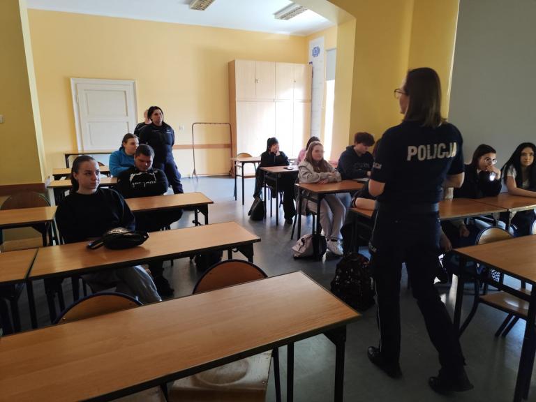 Cyberprzemoc - zajęcia w Prudniku
