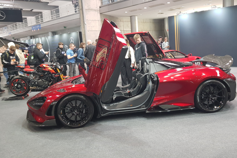 Mechanicy z Elbląga na targach Poznań Motor Show