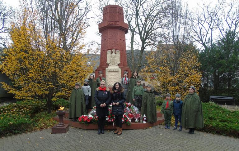Narodowe Święto Niepodległości w Ochotniczych Hufcach Pracy