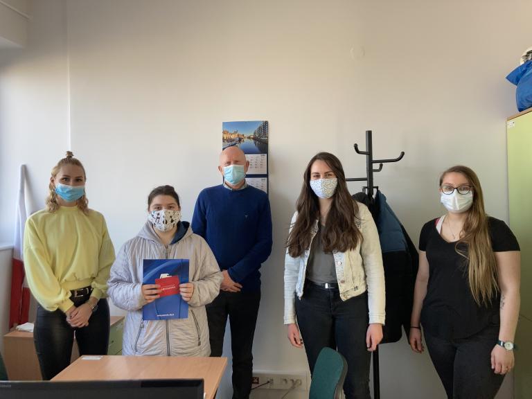 Rozstrzygnięcie konkursu na kartkę walentynkową w 11-12 Hufcu Pracy w Gdyni