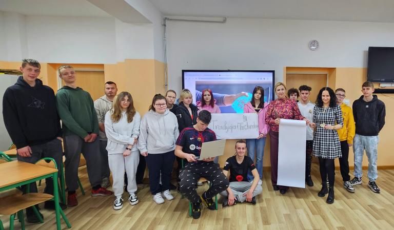 „Tradycja i technologia - bezpieczna korespondencja to harmonia” w Szamocinie