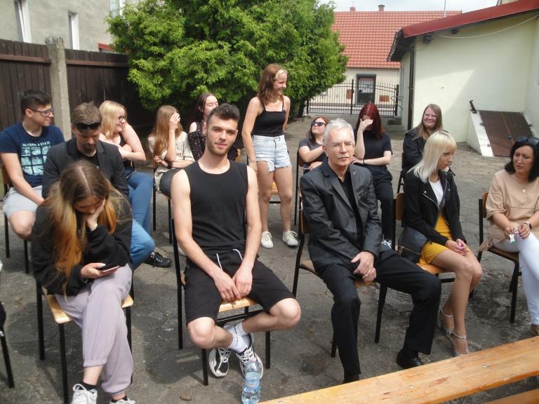 Spotkanie absolwentów z młodzieżą i kadrą Hufca Pracy 15-33 w Czarnkowie