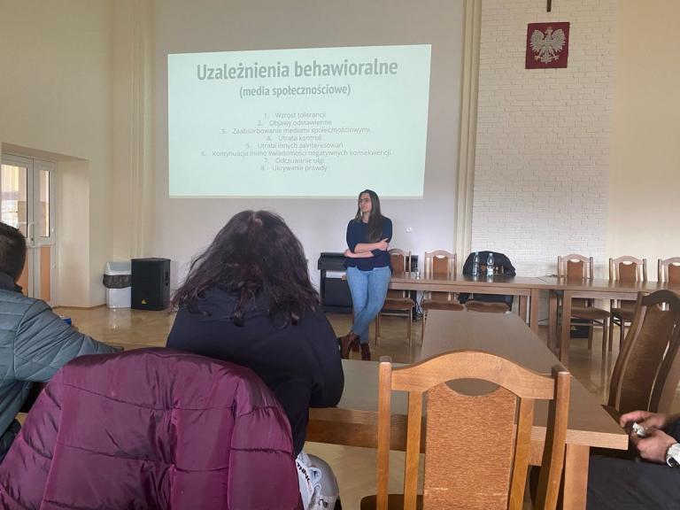  „O uzależnieniu od mediów społecznościowych” - prelekcja psychologa w OSiW w Iwoniczu