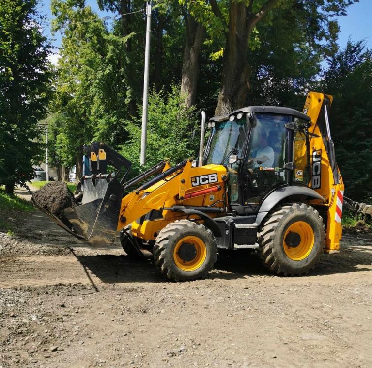 Kurs koparko-ładowarki w ramach projektu „Zdobądź nowe umiejętności” w Kętach