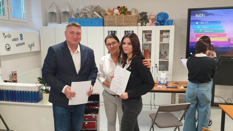 Przedsięwzięcie edukacyjne z wizażu