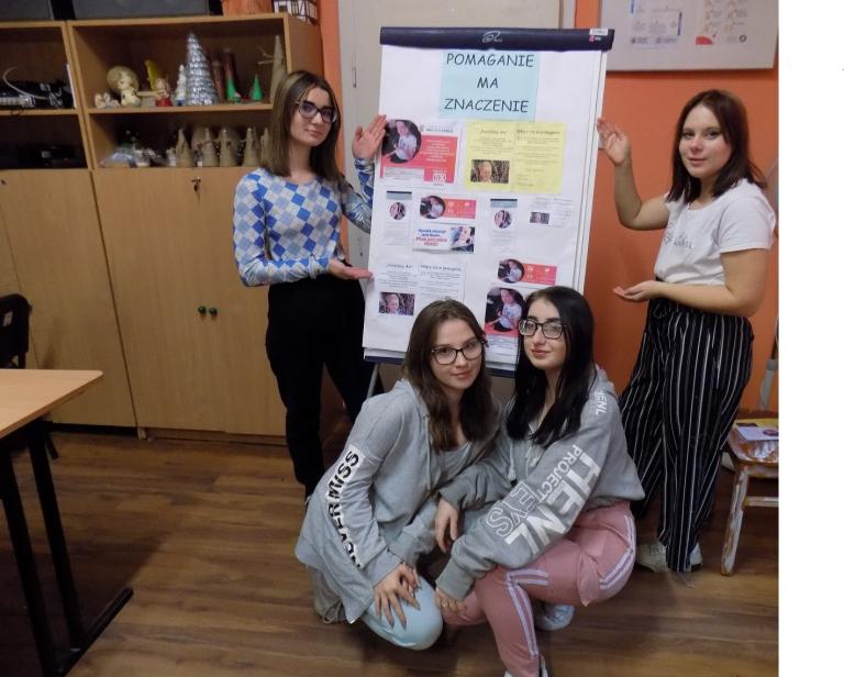 Pomaganie ma znaczenie w ostrowskim Hufcu Pracy 