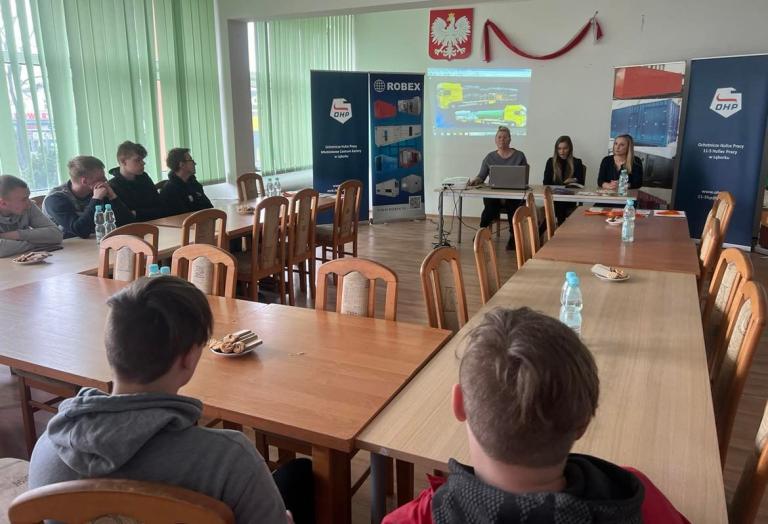 Giełda Pracy w Młodzieżowym Centrum Kariery w Lęborku