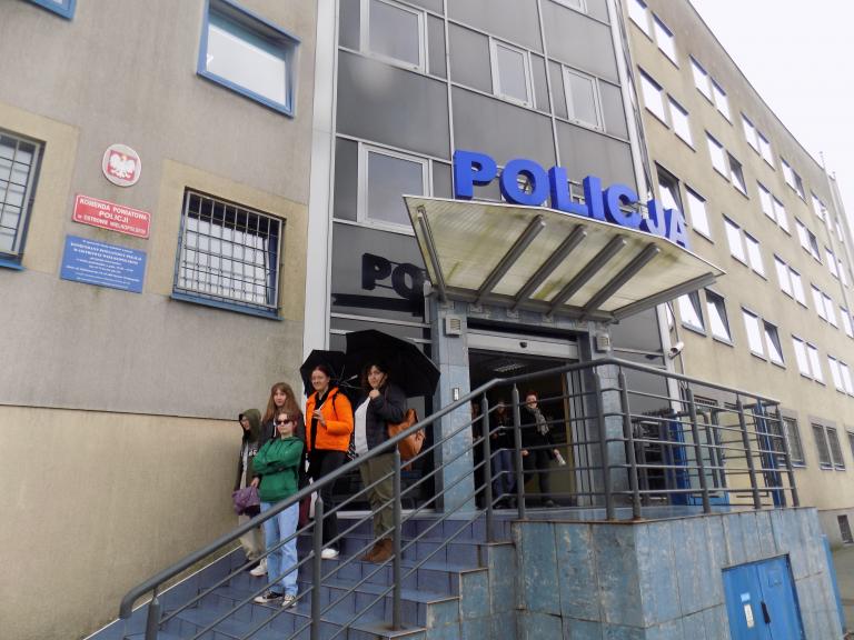 Spotkanie profilaktyczne z Policją i uczestnikami ostrowskiego Hufca Pracy