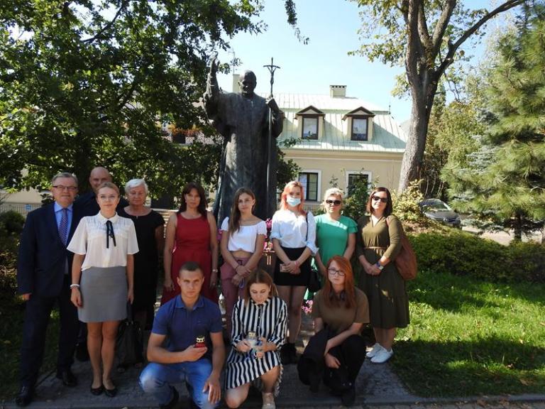 RADA MŁODZIEŻY U PATRONA JANA PAWŁA II