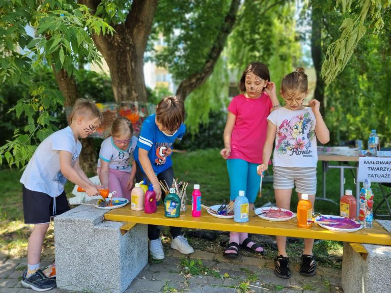 Lublin: festyn młodzieży dla dzieci