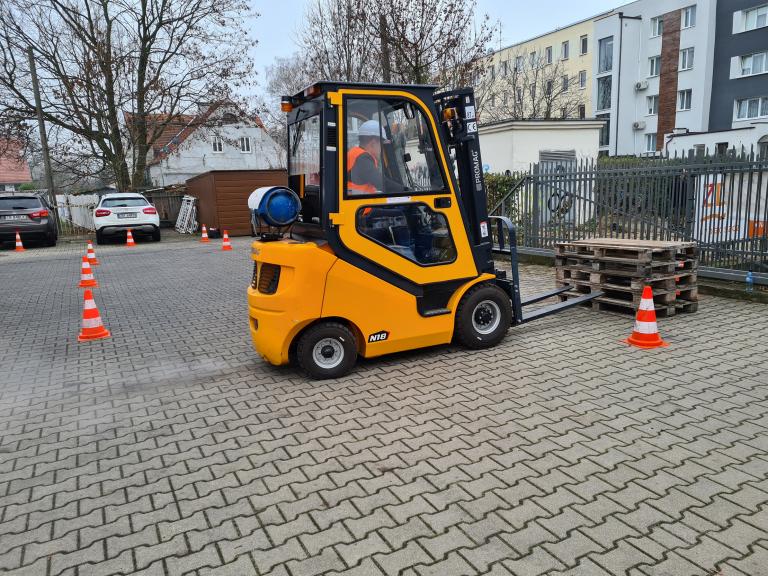 W Bydgoszczy odbył się egzamin UDT na wózki widłowe