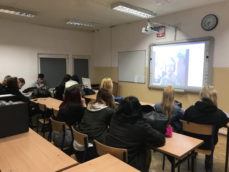 Spotkanie online z Krzysztofem Piersą w 11-23 Hufcu Pracy w Słupsku