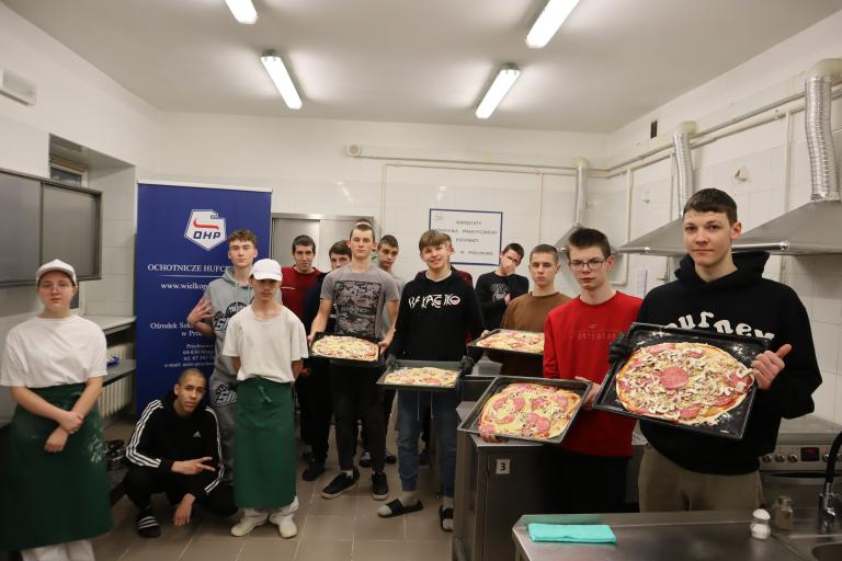 Międzynarodowy Dzień Pizzy w Ośrodku Szkolenia i Wychowania w Próchnowie
