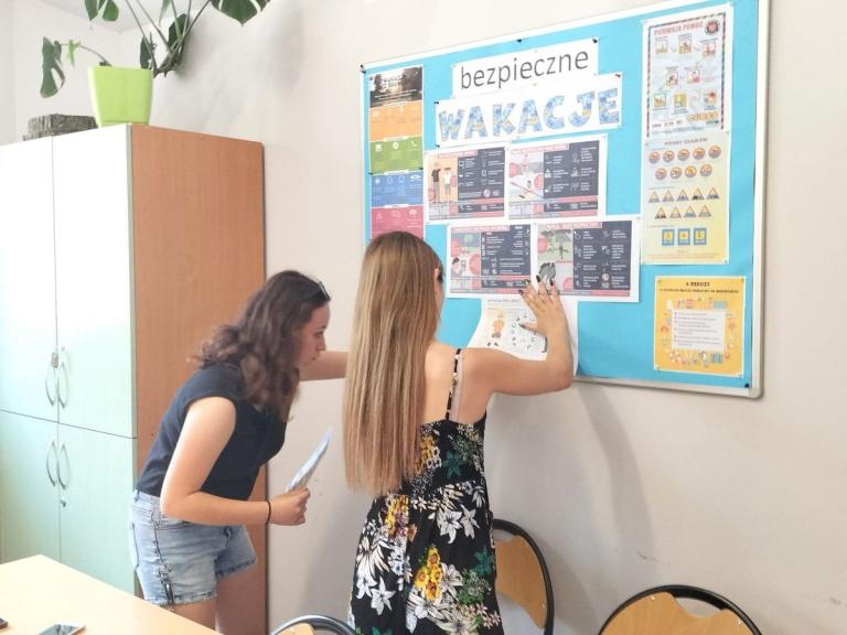 Podsumowanie programu „Bezpieczne wakacje” w 9-19 HP w Dębicy