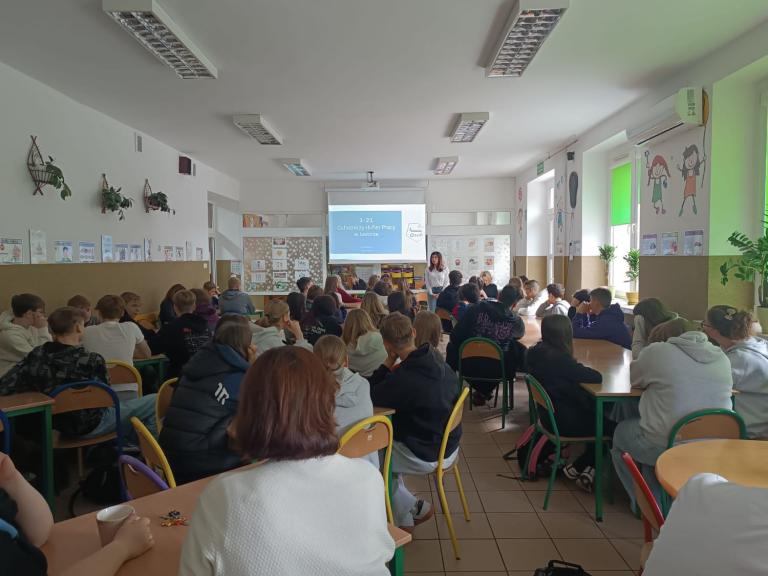 Rekrutacja do OHP na nowy rok szkolny – Młodzieżowe Centrum Kariery w Jaworze promuje ofertę dla uczniów