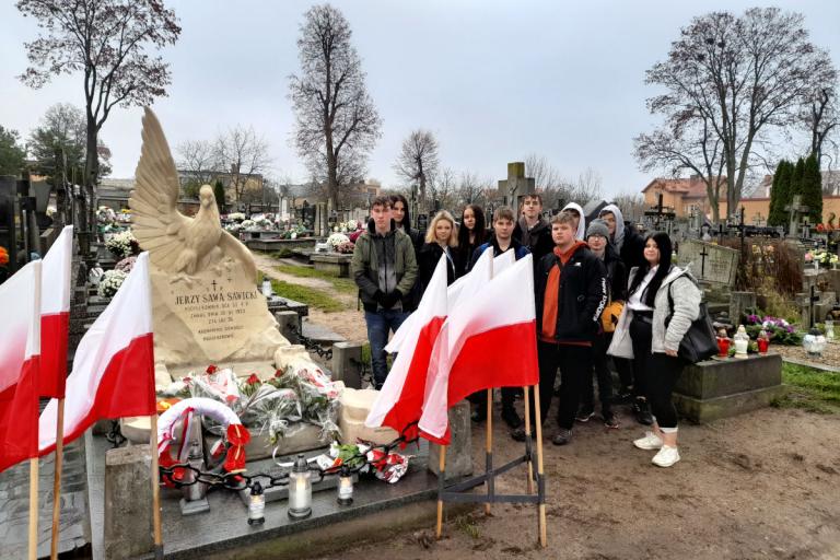 Łomża: Szkolne obchody Święta Niepodległości