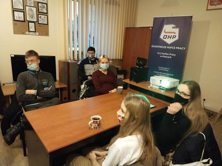 PIĄTKOWE KAMERALNE KINO W KIELECKIM HUFCU