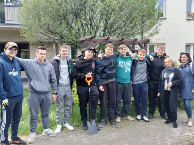 Czas dla innych – czas dla Seniorów z DPS- u w Stalowej Woli