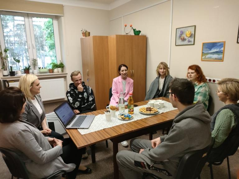 Rozwijamy kompetencje informacyjne wśród absolwentów stalowowolskiego Hufca Pracy