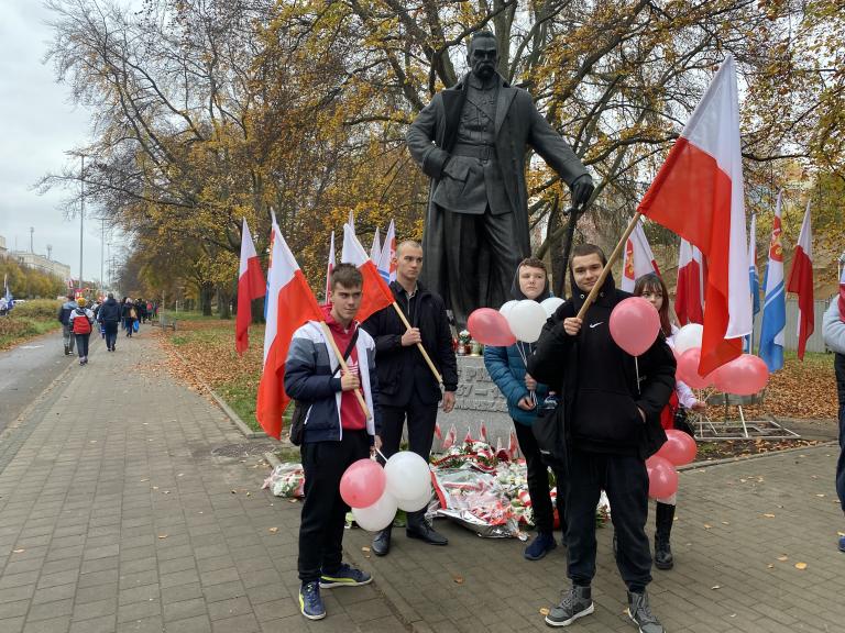 Świętowanie Dnia Niepodległości w 11-12 Hufcu Pracy w Gdyni