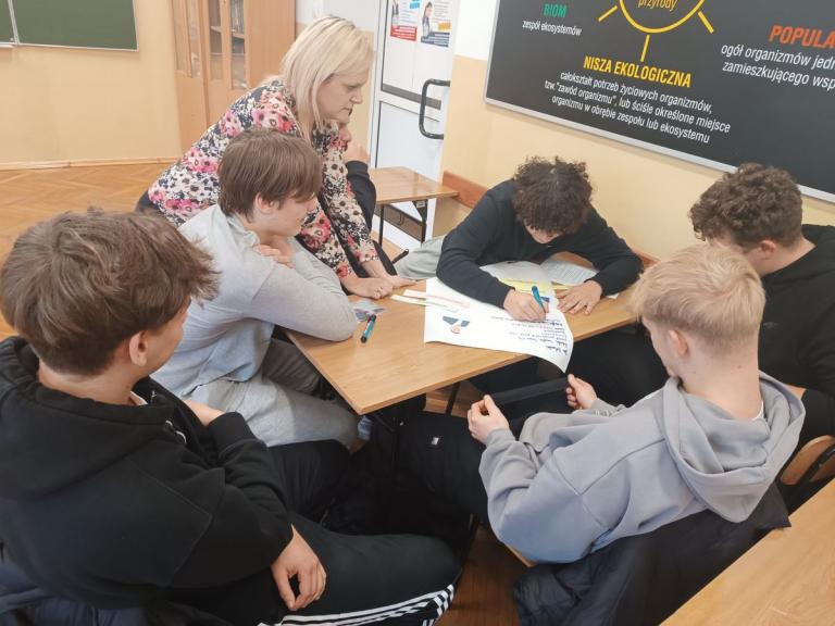 Dokumenty aplikacyjne twoją wizytówką na rynku pracy – Pierwszy tydzień ferii w MCK Stalowa Wola