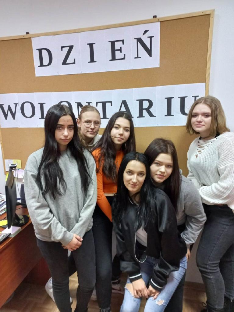 Obchody „Dnia Wolontariusza” w Hufcu Pracy we Wrześni 