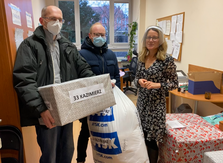 Pomorska Wojewódzka Komenda OHP wsparła jak co roku „Paczkę dla Seniora”