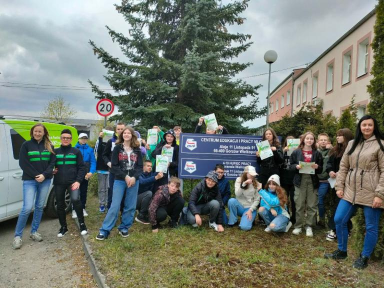 Wiosenne przebudzenie - dzieciaki sadzeniaki 