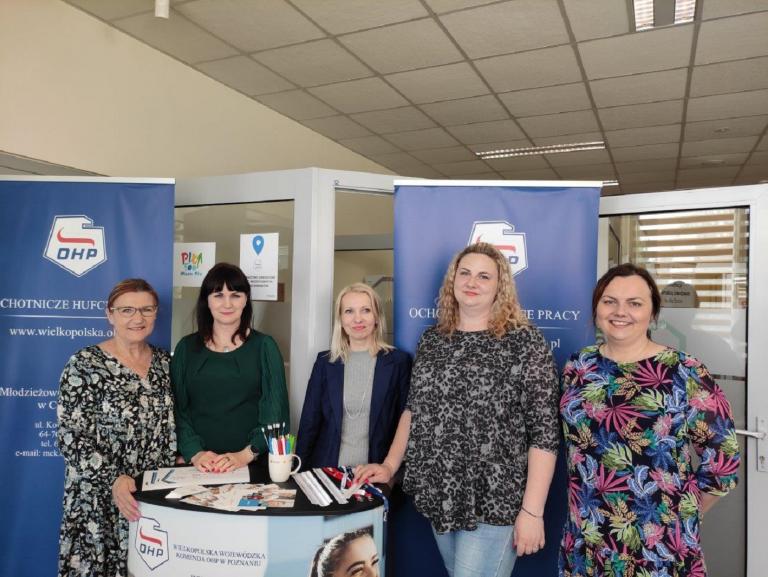 Centrum Edukacji i Pracy Młodzieży w Pile na Targach Pracy Młodych w Pile