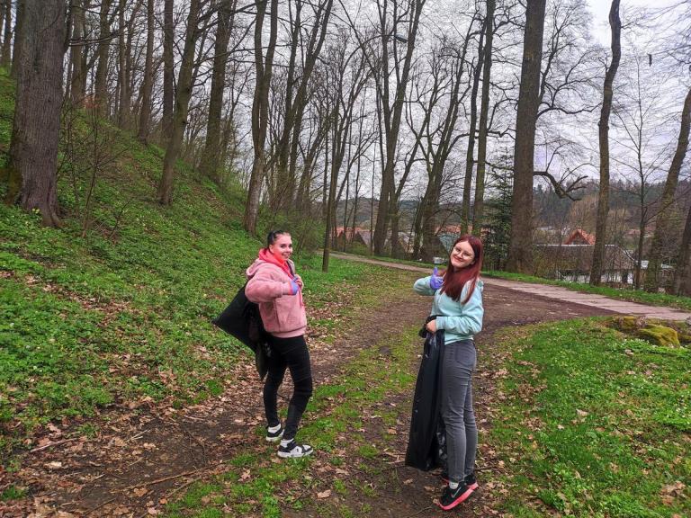 Czysty las wokół nas - realizacja inicjatywy w sanockim Hufcu