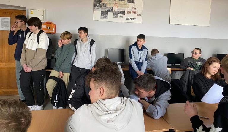 HP 5-25 Kutno: Uczestnicy wzięli udział w spotkaniu z psychologiem i pedagogiem szkolnym