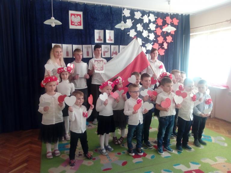 Święto Niepodległości w 11-19 Hufcu Pracy w Słupsku