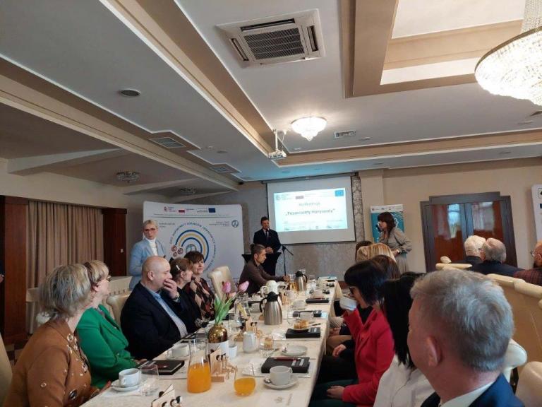 Konferencja: „Poszerzamy horyzonty”