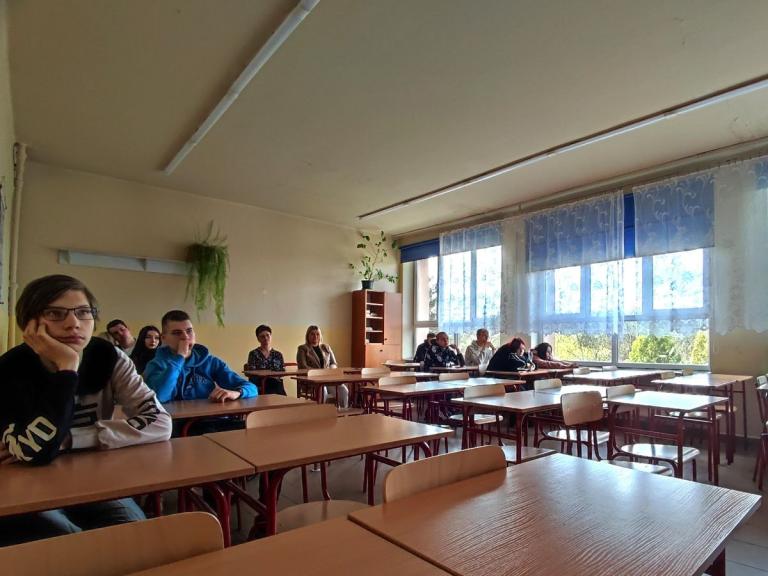 Zajęcia z psychologiem z Caritas w sanockim Hufcu