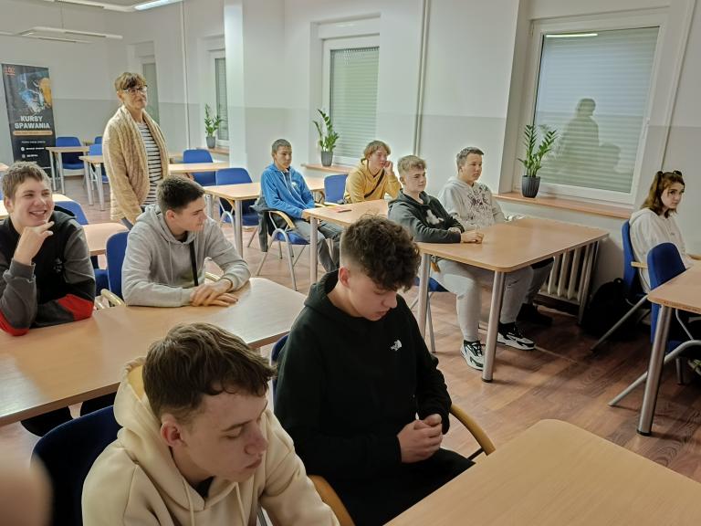 Podstępne WZW