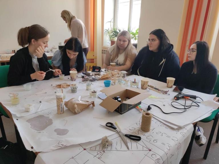 Warsztaty artystyczne „Dla Leny Grimm” w sanockim Hufcu