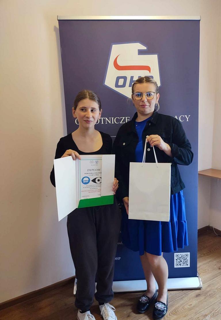 Sukces uczestniczki z Hufca Pracy w Górze – II miejsce w Wojewódzkim Konkursie Filmowym BHP Młodzieży OHP