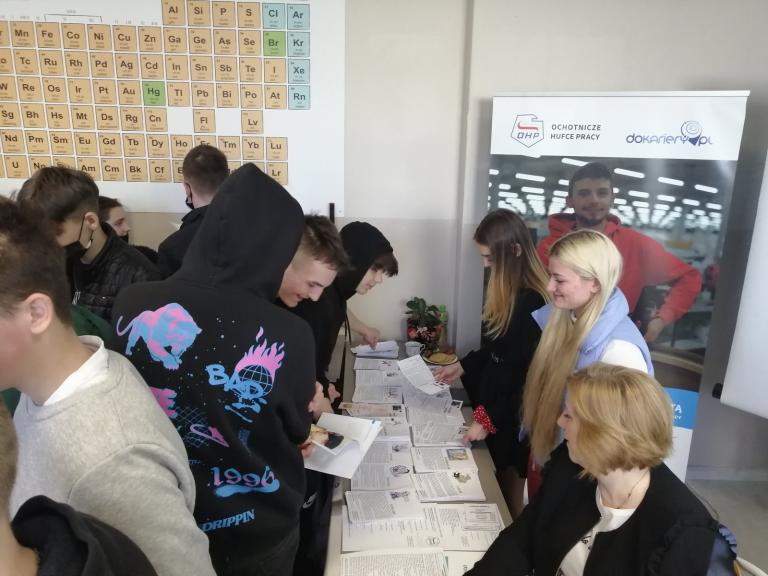 Dni Otwarte w Zespole Szkół Ponadpodstawowych im. Stanisława Staszica w Wieruszowie 