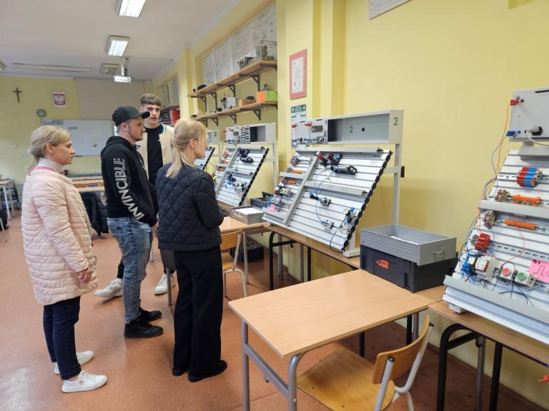 MCK OHP w Dniu Otwartym w Zespole Szkół Mechanicznych w Bolesławcu – edukacja, współpraca i praktyczne doświadczenia