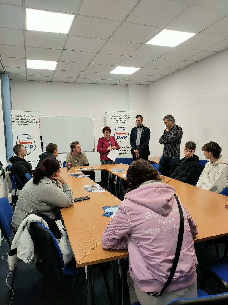 Nowe oferty w DINO Polska S.A.