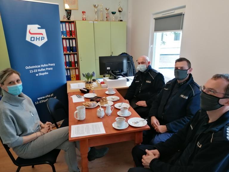 Współpraca 11-23 Hufca Pracy w Słupsku z Policją
