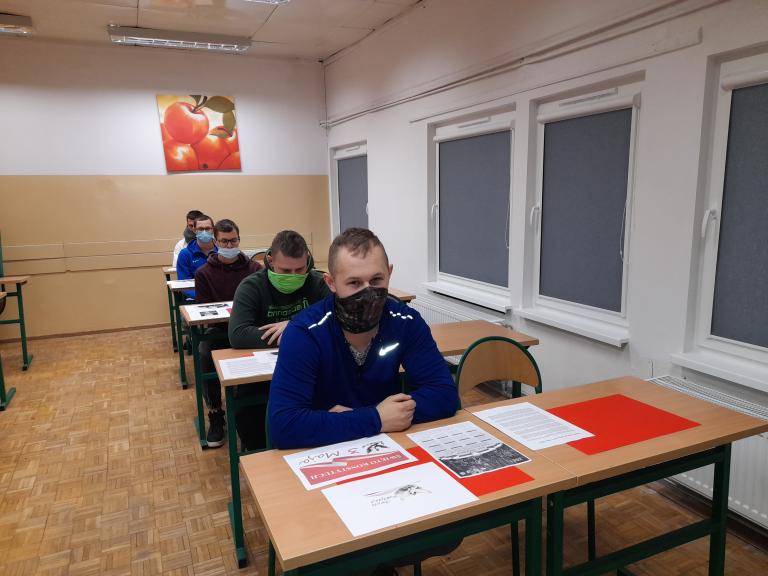 Uczestnicy 11-23 Hufca Pracy w Słupsku poznają patronów roku 2021