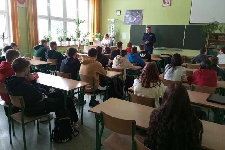 Łomża: Nieletni w świetle prawa