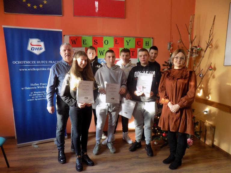 Świąteczny turniej warcabowy w ostrowskim hufcu pracy 
