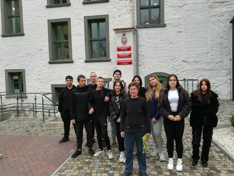 Uczestnicy OSiW Wiechlice w Muzeum Ziemi Szprotawskiej