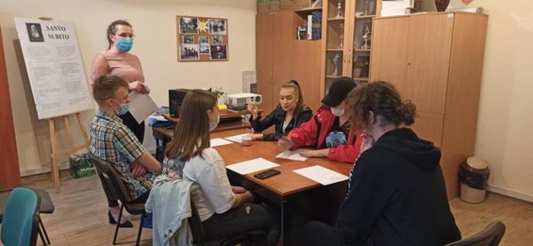 PLANOWANIE KARIERY EDUKACYJNO-ZAWODOWEJ PRZEZ UCZNIÓW 13-3 HP W KIELCACH