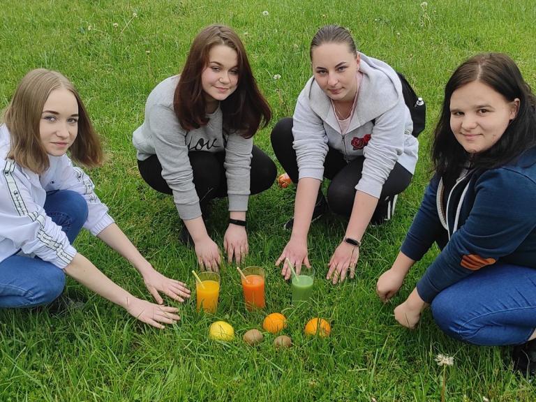 Międzynarodowy Dzień Soku w 9-1 Hufcu Pracy