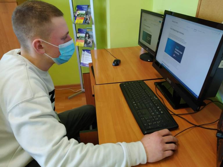 O bezpieczeństwie w sieci w 11-19 Hufcu Pracy w Słupsku